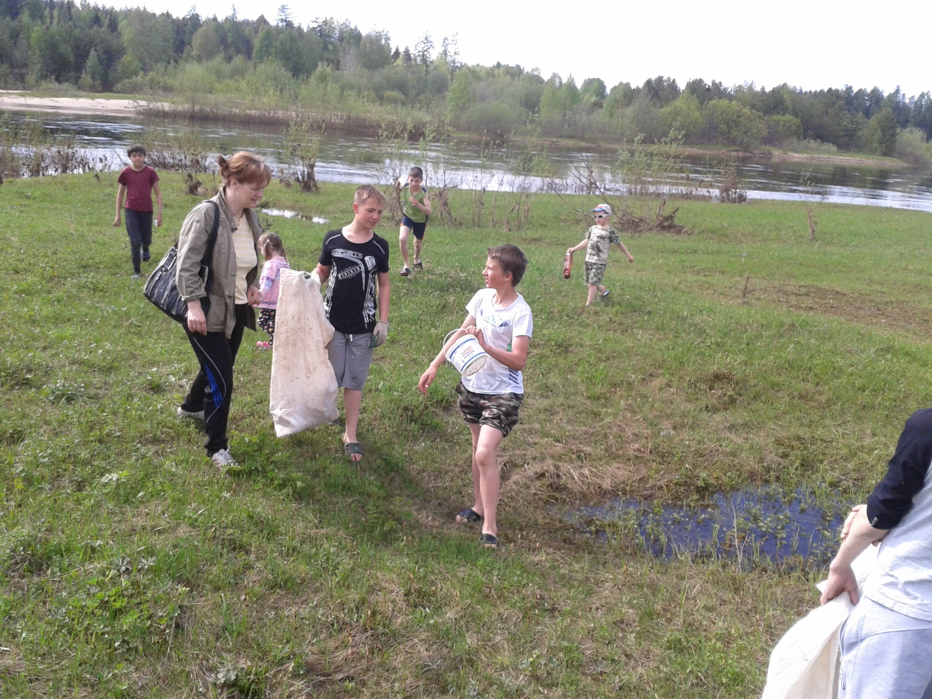 2017-06-18-14.14.43.jpg 2017-06-18-14.14.43.jpg